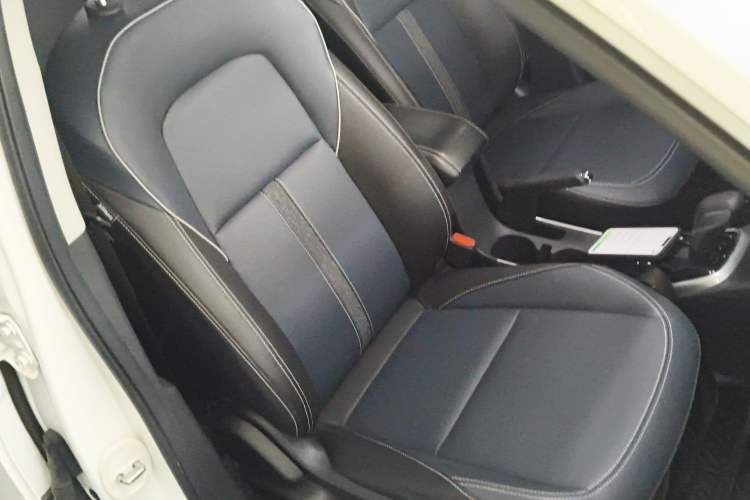 Used Chevrolet Trax 2021 325T Automatic Fun Edition China VI Standard
