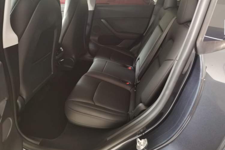 Used Tesla Model Y 2024 Rear-Wheel-Drive Version
