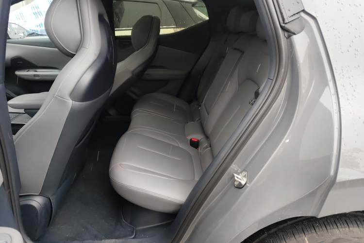 Used Lynk & Co Z20 2025 530 km Range Rear-Wheel Drive Max