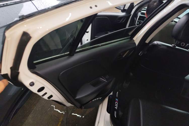 Used Honda City 2015 1.5L CVT Luxury Edition
