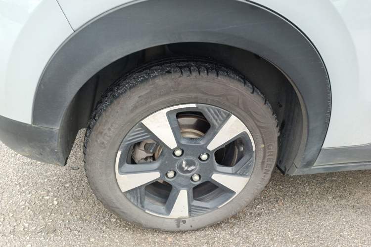 Used Wuling Bingo PLUS 2024 401 km Range 5-Seater Version