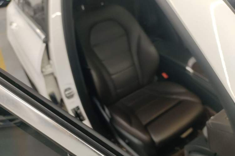 Used Mercedes-Benz GLC 2020 GLC 300 L 4MATIC Dynamic Edition
