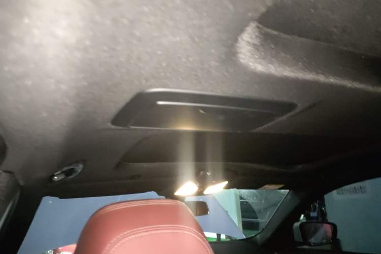 Used BMW 5 Series 2019 Facelifted 530Li Leading Edition M Sport Package
