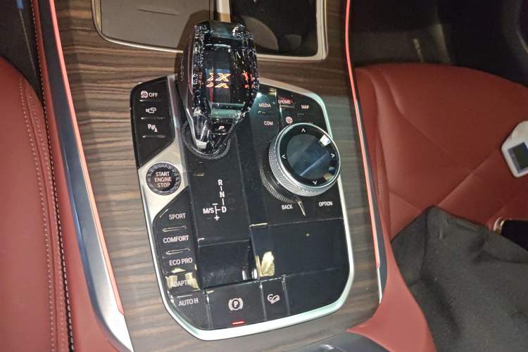 Used BMW X5 2022 xDrive 40Li M Sport Package