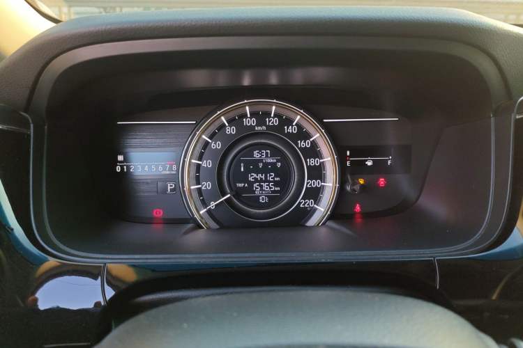 Used Honda Elysion 2016 2.4L Comfort Edition
