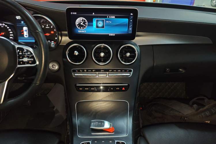 Used Mercedes-Benz C-Class 2019 C 180 L Fashion Edition Sport Version
