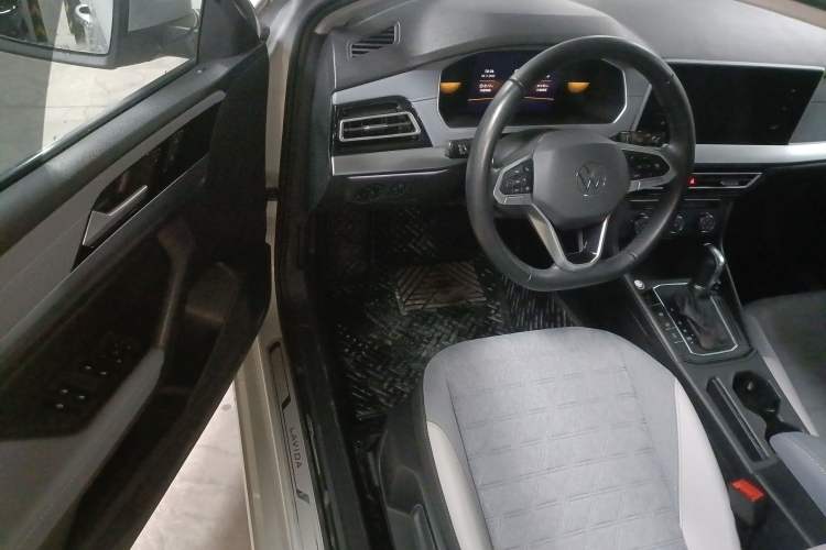 Used Volkswagen Lavida 2023 Revised Version 1.5L Automatic – Full-Option Edition