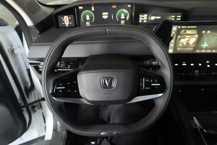 Used Changan UNI-K iDD 2022 Blue Whale iDD 130km 1.5T Excellence Model
