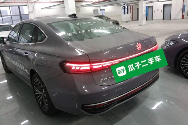 Used Volkswagen Passat 2025 Pro 380TSI Dragon Supreme Edition
