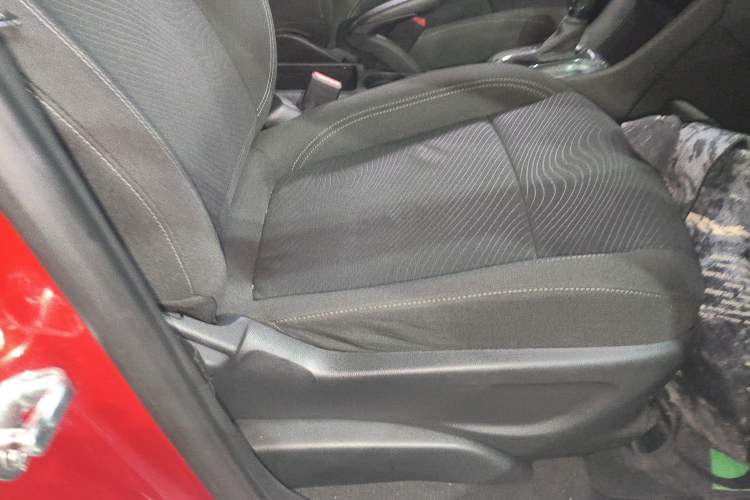 Used Buick Encore 2014 1.4T Automatic Two-Wheel Drive Urban Elite Model
