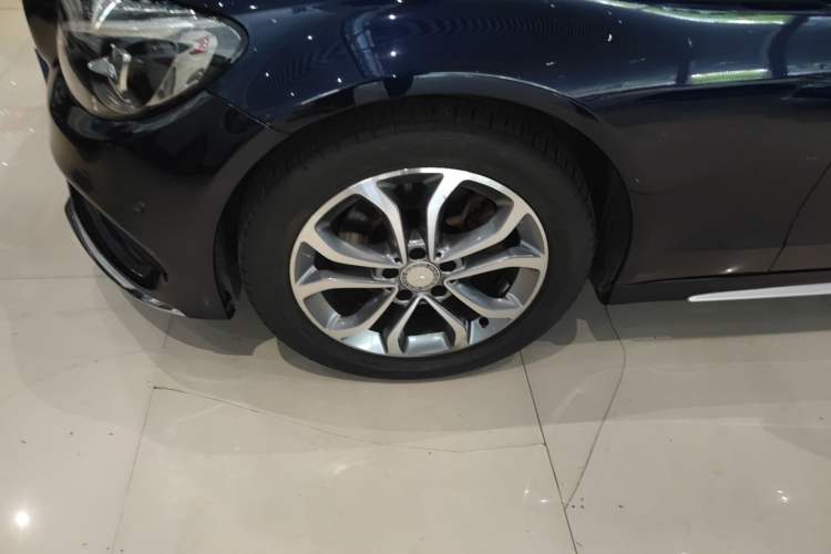 Used Mercedes-Benz C-Class 2015 C 200 L Sport Edition
