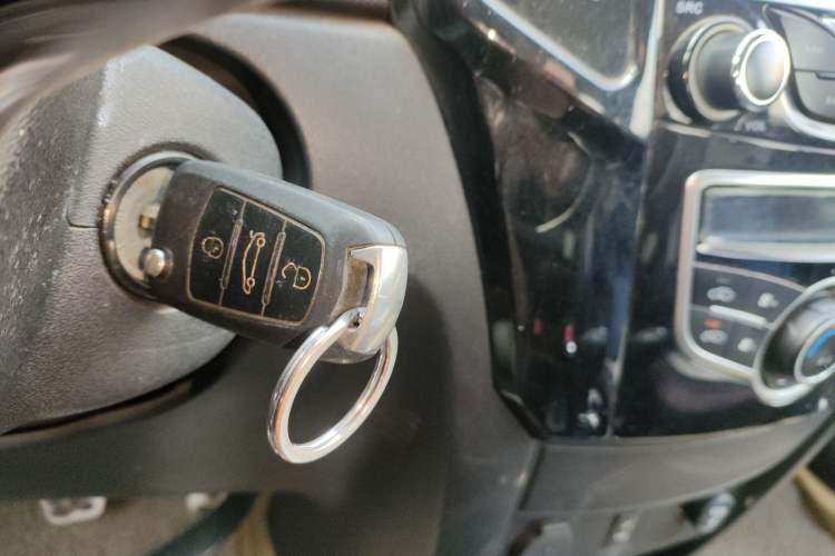 Used Great Wall M4 2014 1.5L manual Comfort trim level
