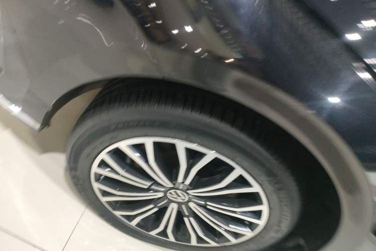 Used Volkswagen Phideon 2021 380TSI Luxury Edition
