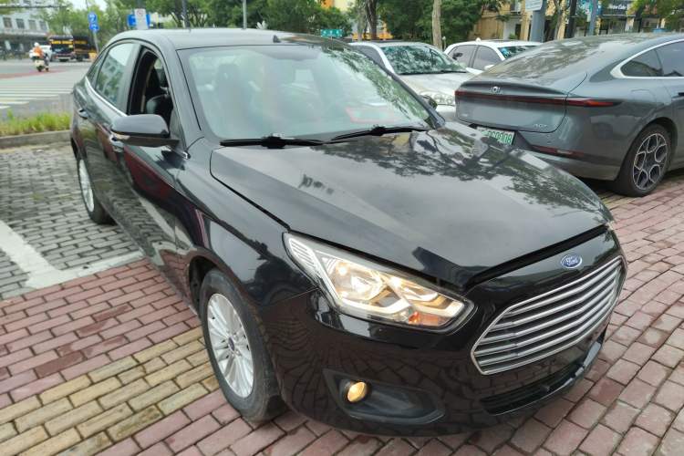 Used Ford Escort 2015 1.5L Automatic Comfort Model
