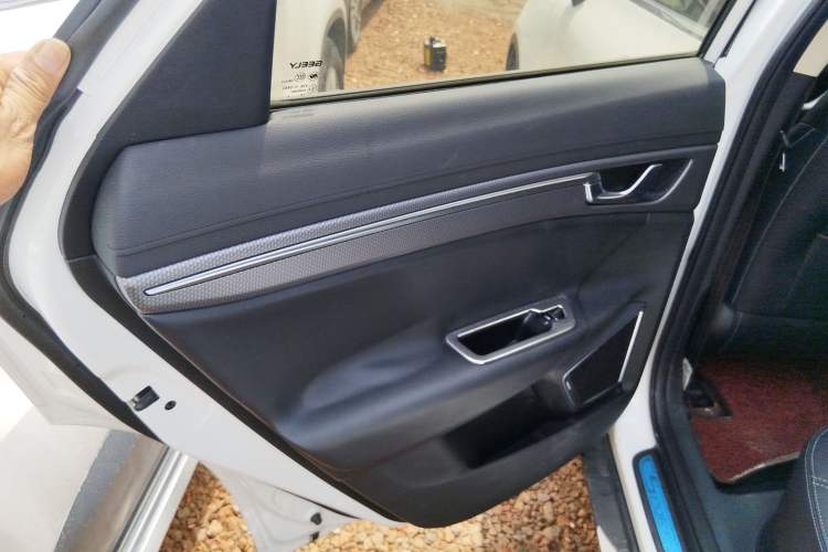 Used Geely Auto Emgrand GS 2016 Sports Edition 1.8L Manual LingShang Model
