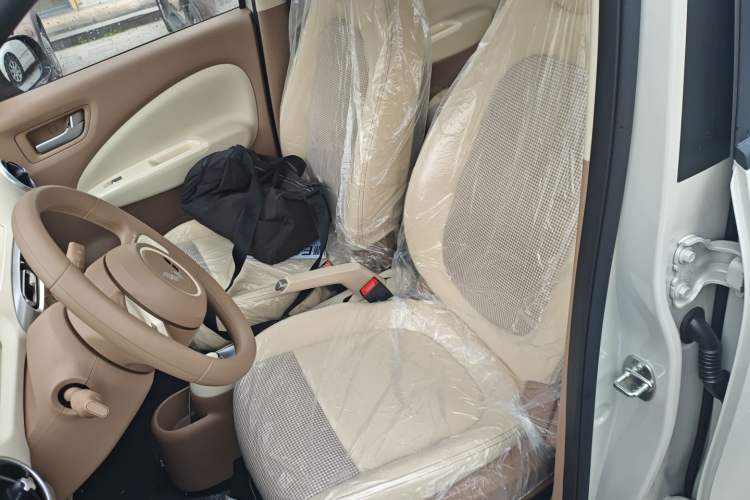 Used Wuling Hongguang MINIEV 2025 Four-Door Version Advanced Edition
