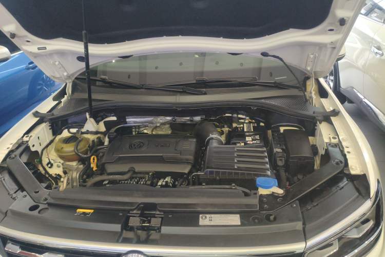 Used Volkswagen Tiguan L 2021 380TSI Automatic All-Wheel Drive R-Line Comfort Plus 7-Seater
