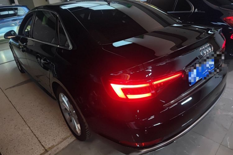 Used Audi A4L 2019 40 TFSI Fashion Edition China VI Emission Standard
