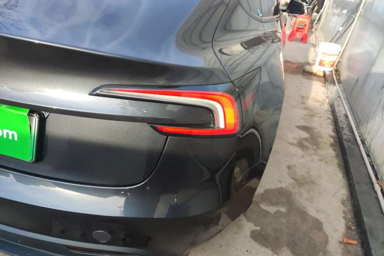 Used Tesla Model 3 2023 Rear-Wheel-Drive Version
