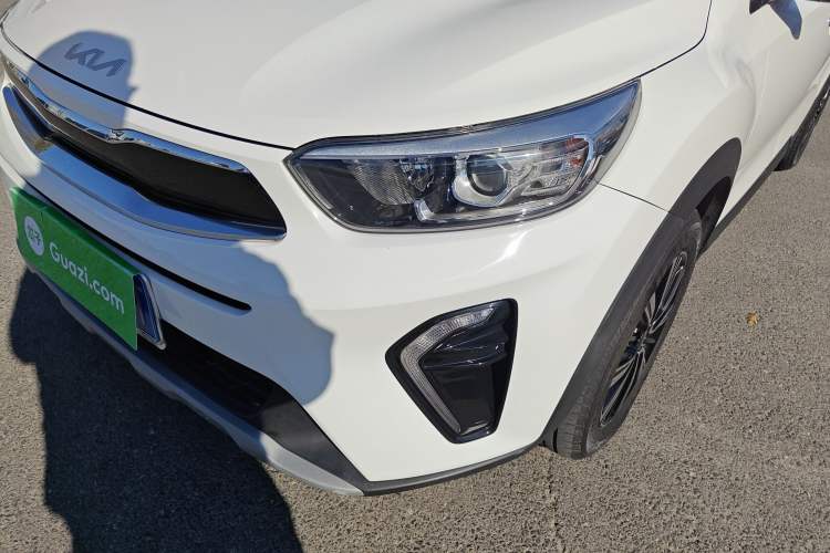 Used Kia kx1 Stonic 2021 1.4L CVT Fun Edition
