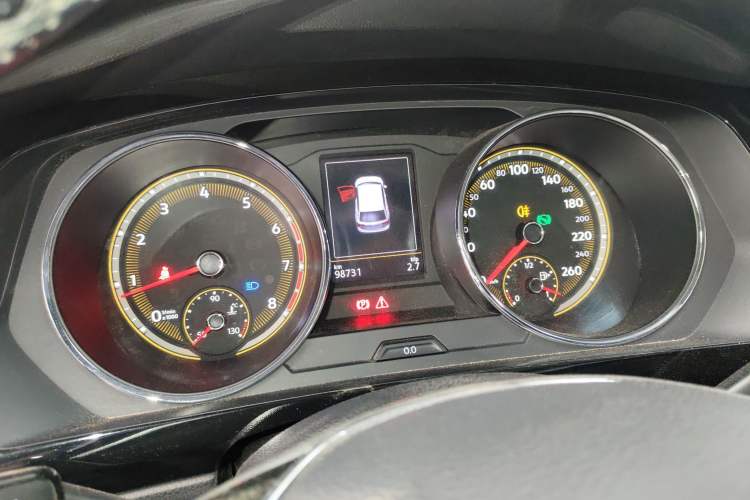 Used Volkswagen Tiguan L 2019 Updated Version 330TSI Automatic Two-Wheel Drive Panoramic Comfort Edition China VI Standard