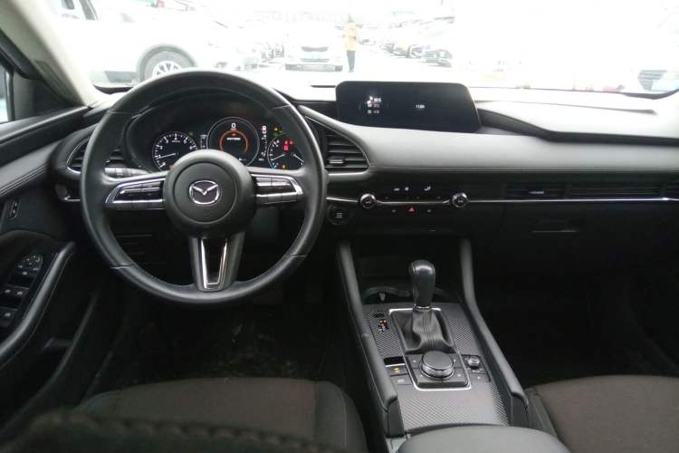 Used Mazda Mazda 3 Axela 2021 2.0L Automatic ZhiXuan Edition
