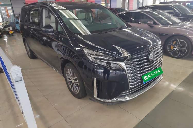 Used Buick GL8 2023 ES Lu Zun Deluxe and Yue Edition