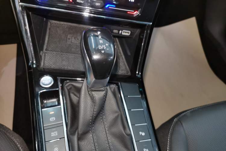 Used Volkswagen Passat 2022 330TSI Starry Luxury Edition