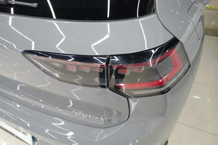 Used Volkswagen Golf 
