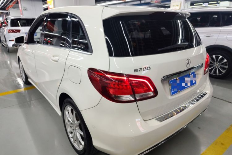 Used Mercedes-Benz B-Class 2015 B 200 Sport Edition
