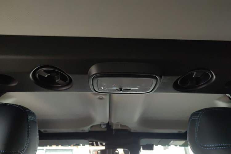 Used BAIC Off-Road BJ40 2023 2.0D Automatic Four-Wheel Drive Blade Hero Edition Adventurer Type
