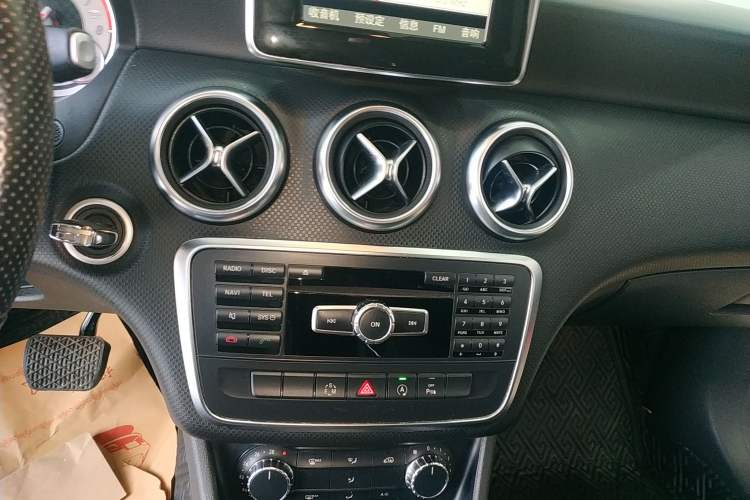 Used Mercedes-Benz A-Class 2015 A 200 Fashion Model