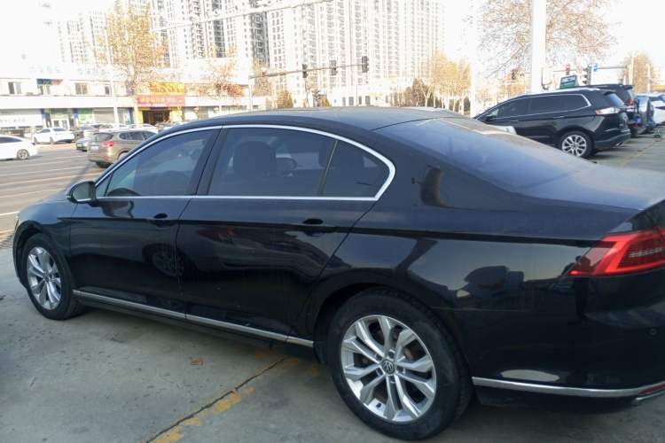 Used Volkswagen Magotan 2018 Facelift 330TSI DSG Luxury Model