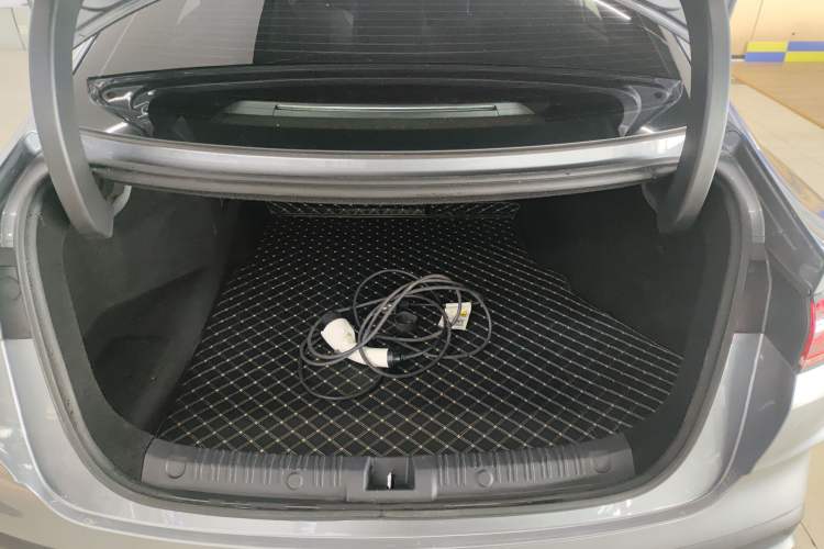 Used BYD Qin L 2024 DM-i 120KM Leading Model
