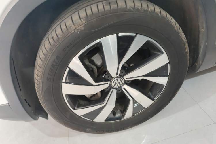 Used Volkswagen Tayron 2020 330TSI Two-Wheel Drive Luxury Smart Connectivity Version
