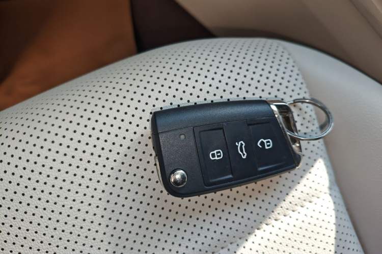 Used Volkswagen Lavida 2018 1.5L Automatic Comfort Edition China V Standard