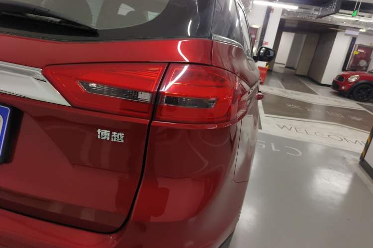 Used Geely Auto Emgrand X7 Sport 2016 1.8TD Automatic ZhiZun Version
