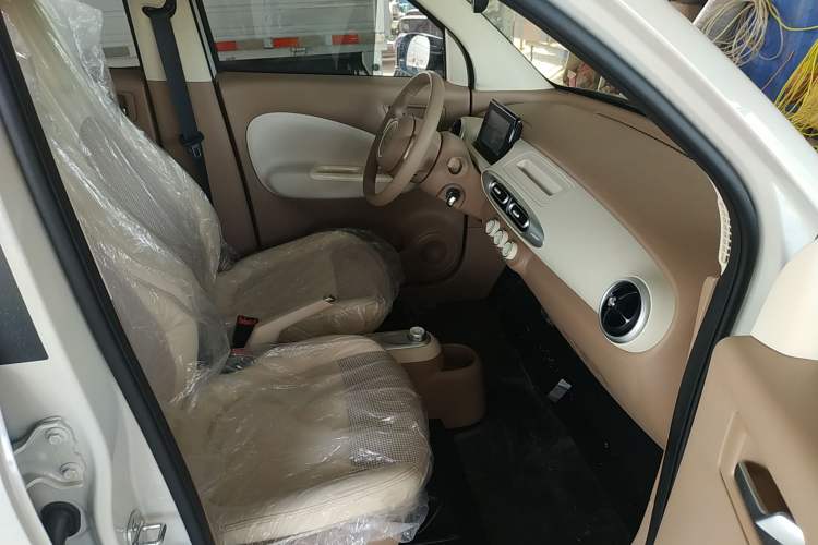 Used Wuling Hongguang MINIEV 2025 Four-Door Version Advanced Edition
