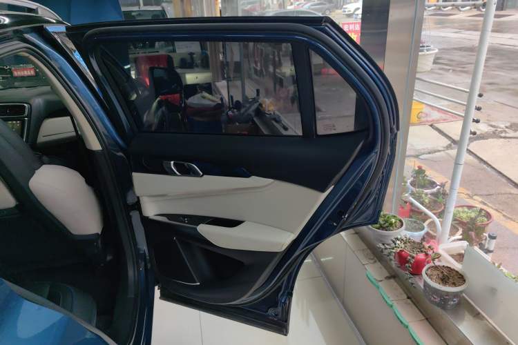 Used Lynk & Co 01 2017 2.0T Two-Wheel Drive Zhaopu Version
