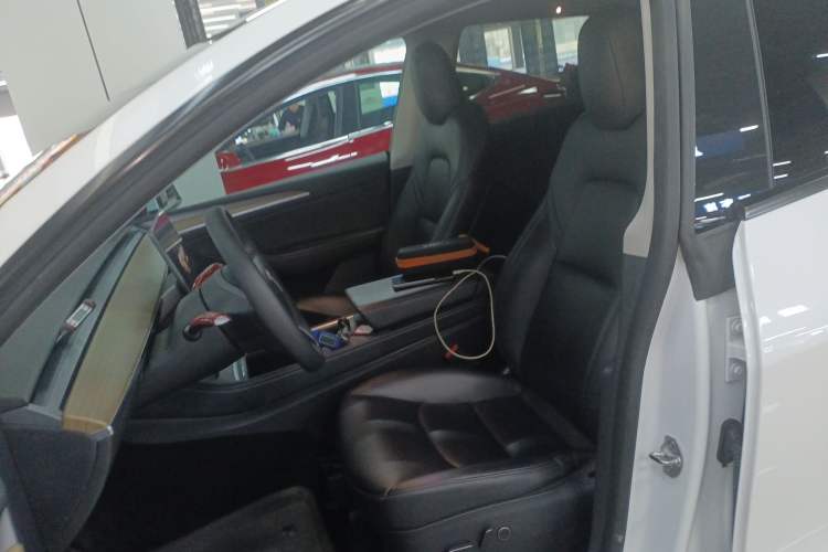 Used Tesla Model Y 2022 Rear-Wheel-Drive Version