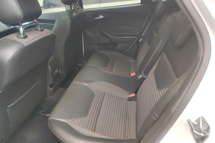 Used Ford Focus 2017 Hatchback EcoBoost 180 Automatic Elite Model
