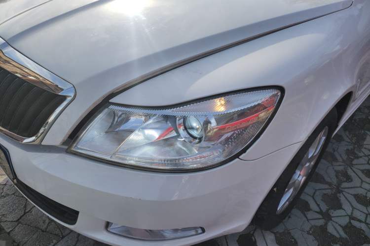 Used Skoda Octavia 2015 Classic Model 1.6L Automatic Yijie Version
