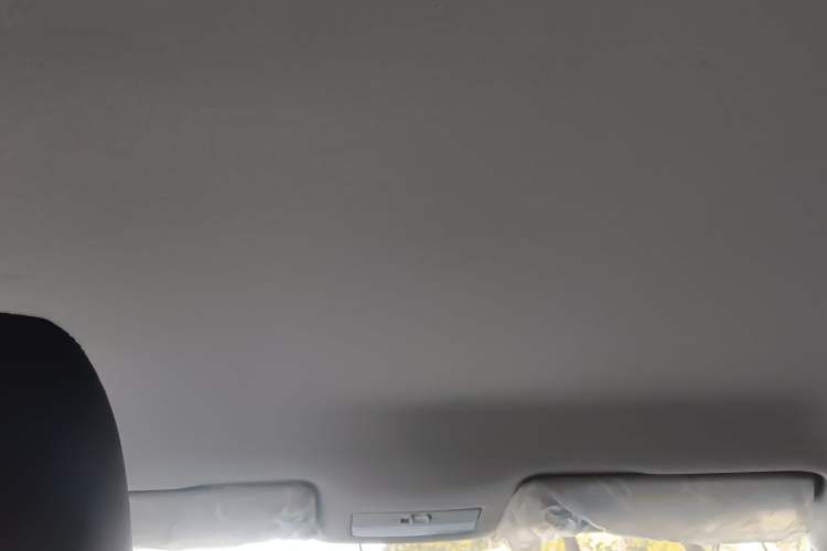 Used Volkswagen Jetta 2015 Zhuihui Edition 1.4L Manual Fashion Model
