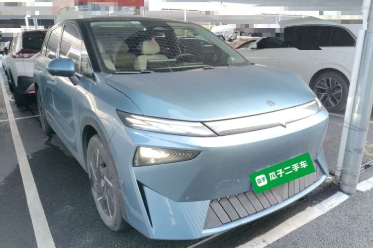 Used Venucia VX6 2023 520 Max
