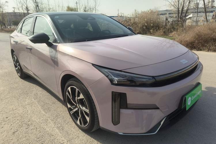 Used  L6 2024 125km Creative Edition
