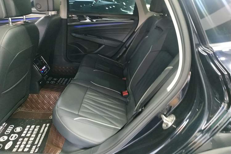 Used Volkswagen Passat 2023 Revised 380TSI Luxury Edition
