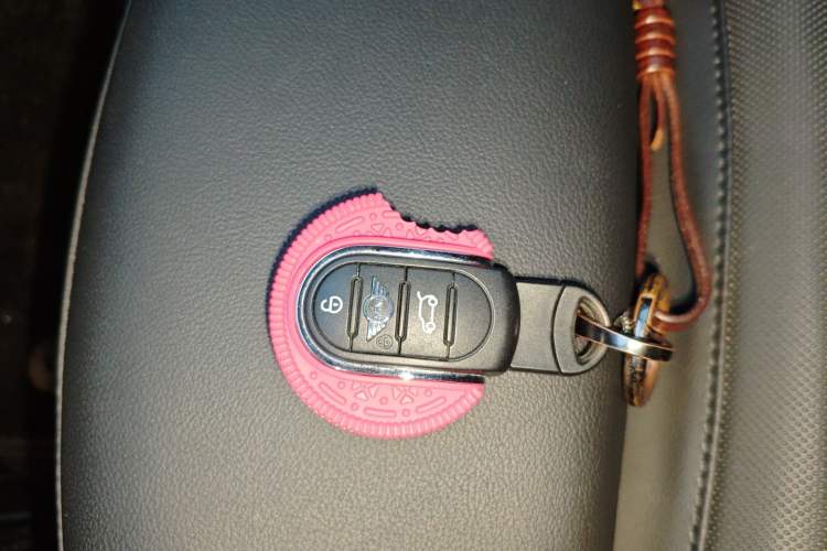 Used  MINI 2023 1.5T COOPER Artist