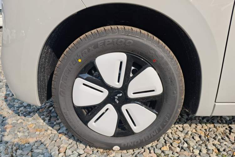 Used Wuling Hongguang MINIEV 2025 Four-Door Version Advanced Edition