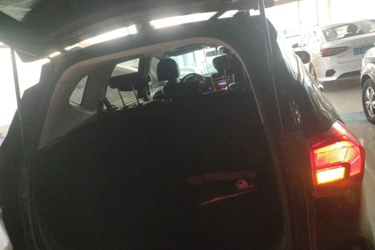 Used Haval M6 2019 1.5T Manual Two-Wheel Drive Elite Version China VI Standard
