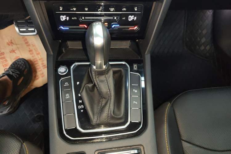 Used Volkswagen FAW-Volkswagen CC 2023 380TSI Striking Edition
